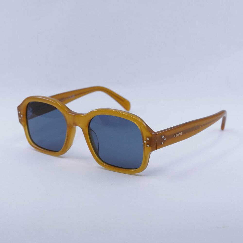 🕶️ New Celine CL40266U 47V Sunglasses - Milky Honey Frame, Blue Lenses